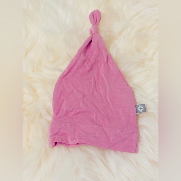 Kyte New Born Hat - Picture 1 of 1